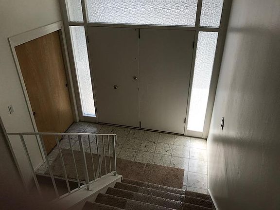 4th image of 3134 Brittan Ave