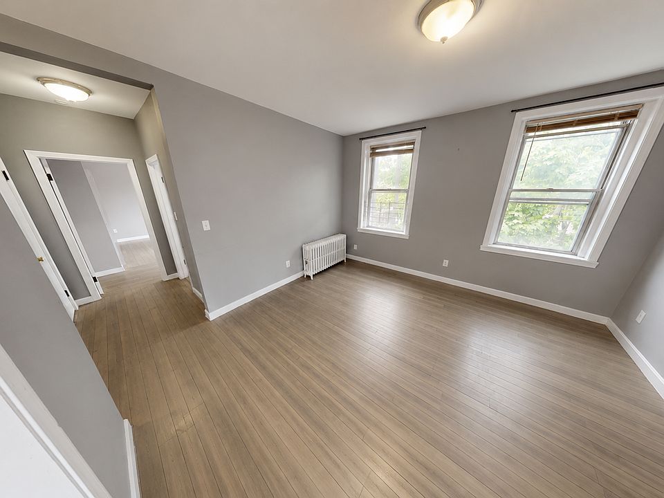 2nd image of 77 Park St #9