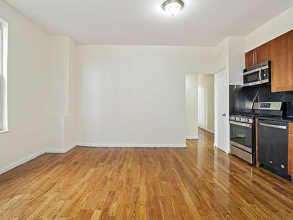5th image of 303 W 122nd St APT 62
