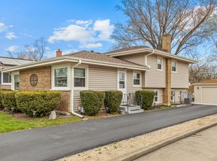 241 N Stewart Ave, Lombard, IL