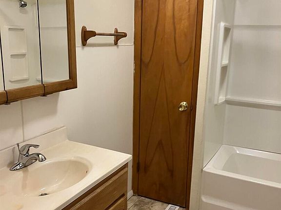 2nd image of 502 S Pruyn Ave