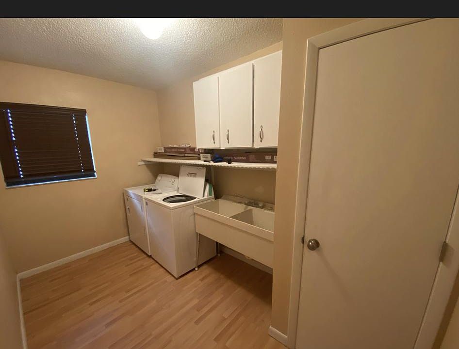 1st image of 1877 Stella Ct S