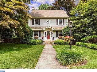 14 Valley View Ter, Moorestown, NJ 08057