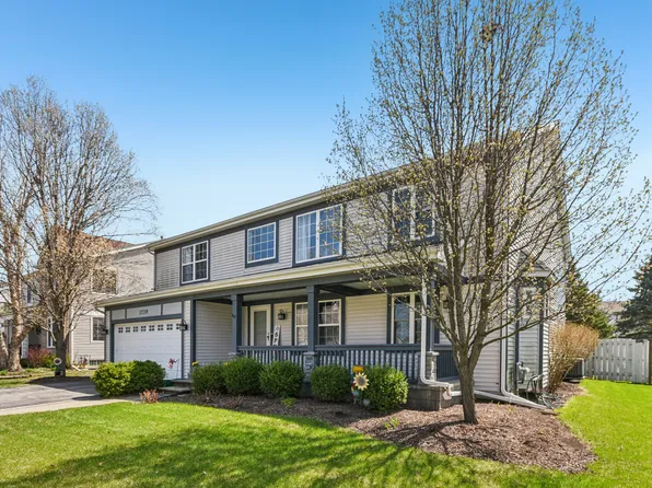 1739 Newbridge Cir, Elgin, IL 60123