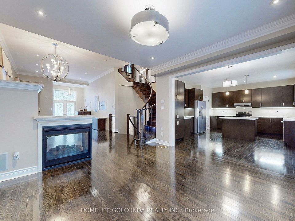 1st image of 43 Bellotti Cres N