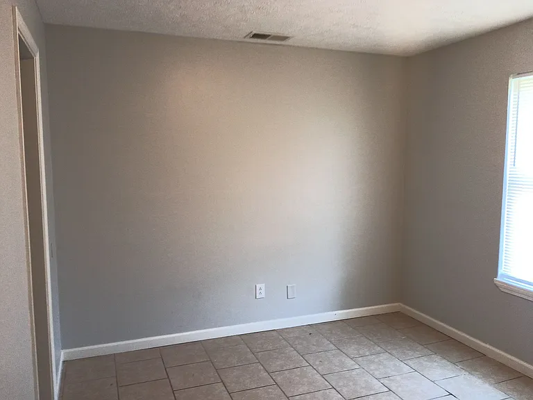 12 Susan Cv #R — Photo 5