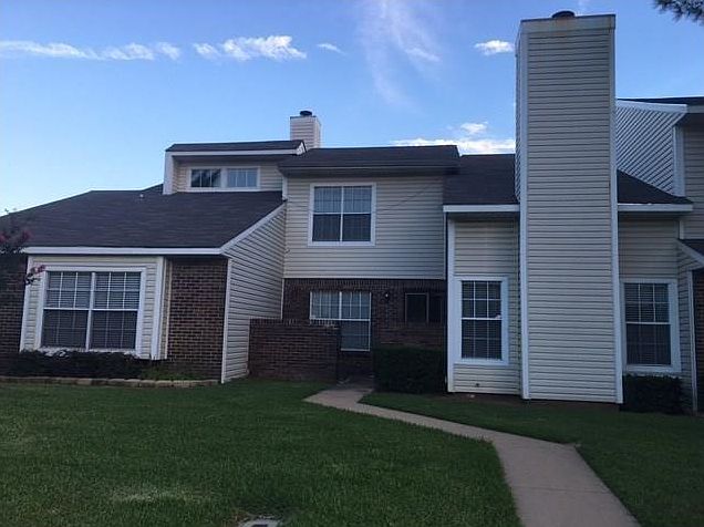 1st image of 852 Creekside Dr