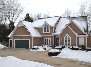 10700 S Cedar Niles Blvd, Olathe, KS 66061