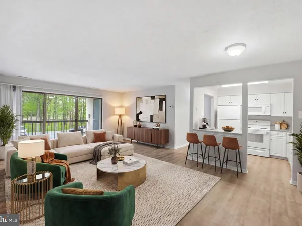 10114 Campus Way S APT 201-8C, Upper Marlboro, MD 20774