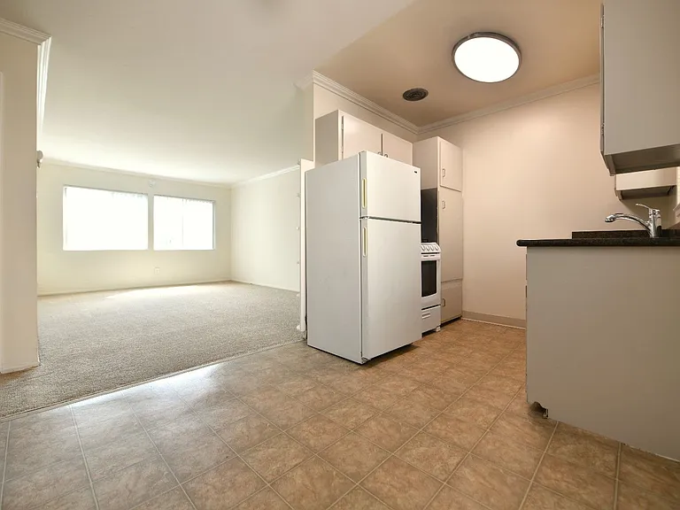 268 Vernon St. — Photo 4