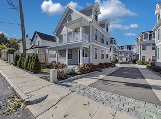 36 Temple St, Boston, MA 02114