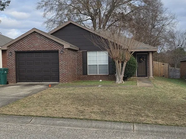 349 Millridge Dr, Millbrook, AL 36054