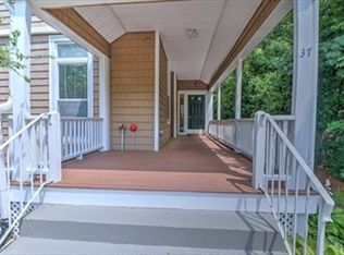 37 Walnut Pl APT 3, Newton, MA 02460