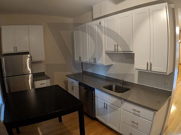 4th image of 2600 N Racine Ave #26081