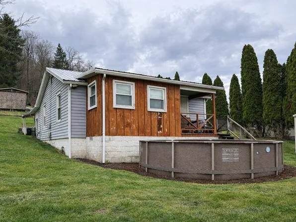 49 Durham Ln, Morgantown, WV 26508