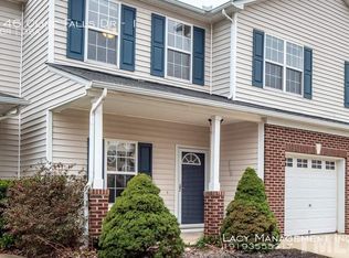 146 Cline Falls Dr, Holly Springs, NC 27540