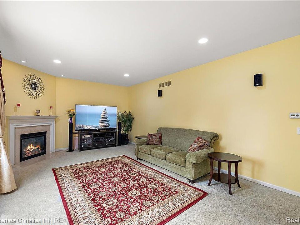 24354 Amanda Ln, photo 21