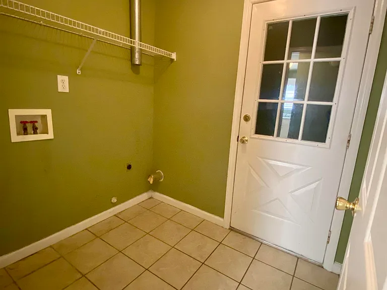 242 Comet Dr — Photo 31