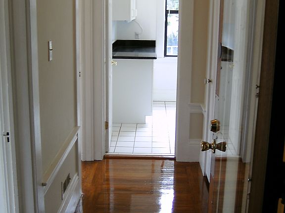 2nd image of 3400 Fulton St APT 2