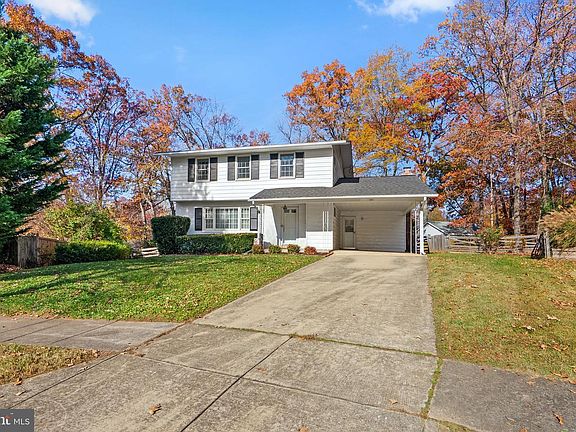 2nd image of 111 Tamarisk Ct