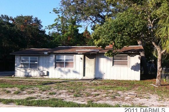 1st image of 425 Parque Dr