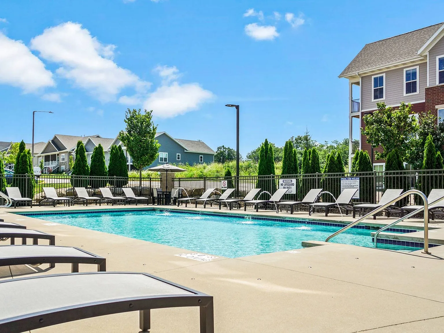 Elan — Photo 3