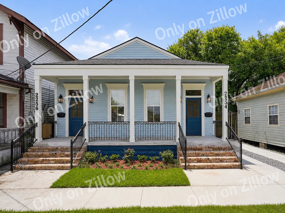 2254 N Prieur St