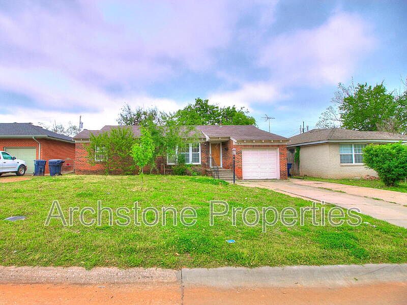 1st image of 1614 SW 41st St