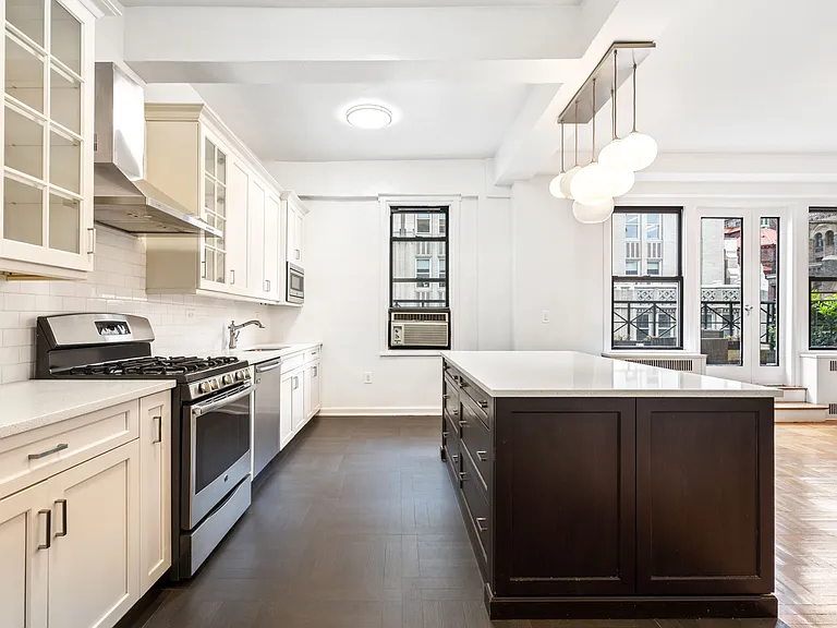 220 Madison Ave #14K — Photo 13