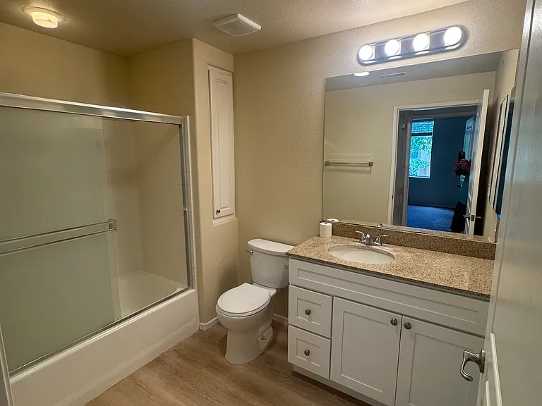 3230 Watermarke Pl — Photo 10