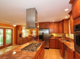 2924 Birchtree Ln, Silver Spring, MD 20906