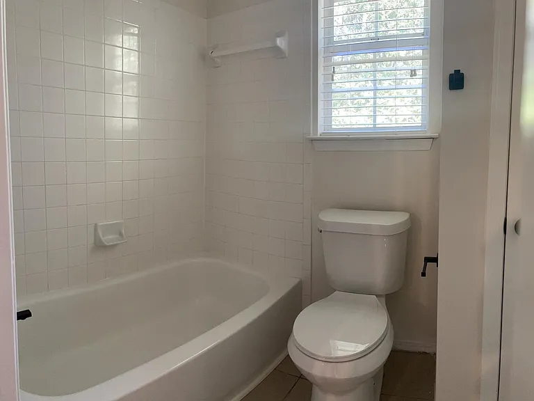 169 Bay View Dr — Photo 16
