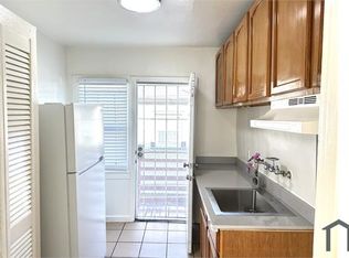 2648 E 27th St #B, Oakland, CA 94601