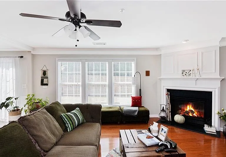 280 Balaban Cir — Photo 4