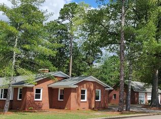 822 River Rd, Washington, NC 27889