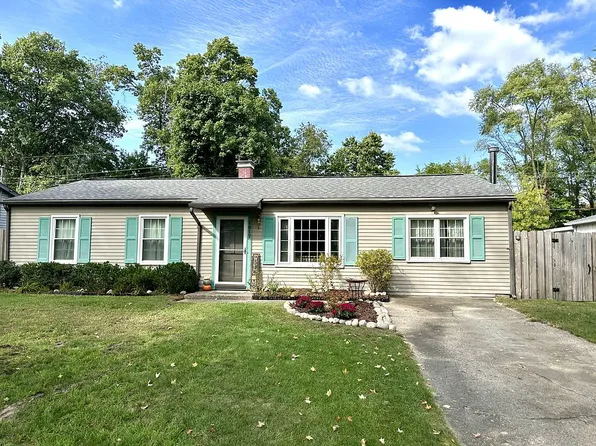 1517 Northfield Dr, Niles, MI 49120