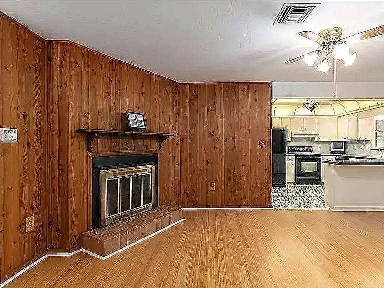 4510 NW 31st Ave — Photo 12