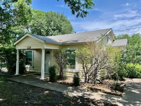 218 Wight St, Roxton, TX 75477