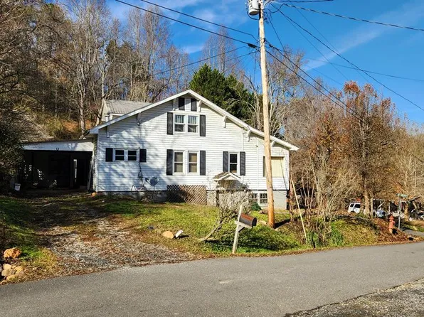 50 Locust St, Bryson City, NC 28713
