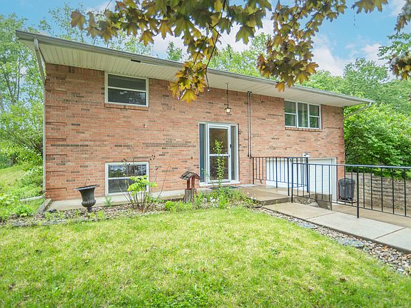 3rd image of 6524 Doris Dr