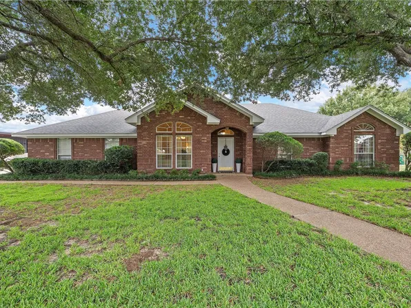 613 S Ruidoso Downs Dr, Robinson, TX 76706