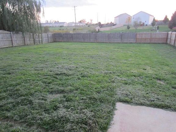 2nd image of 909 Killean Ct