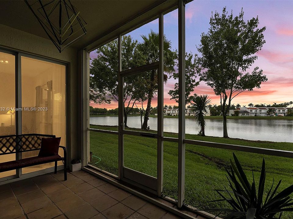 1st image of 10700 NW 66th St APT 105