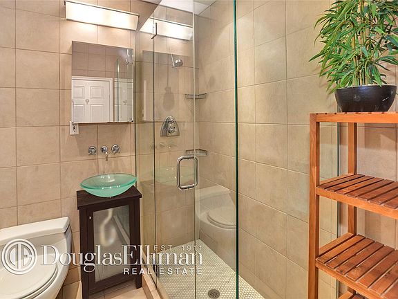 4th image of 66 Madison Ave APT 7F