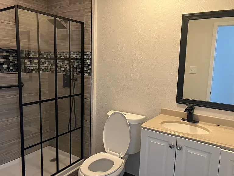 2552 Navasota Cir — Photo 13