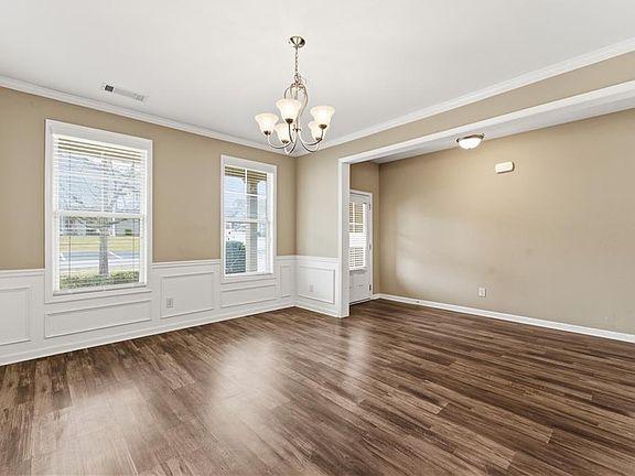 5th image of 5942 Watersdown Way