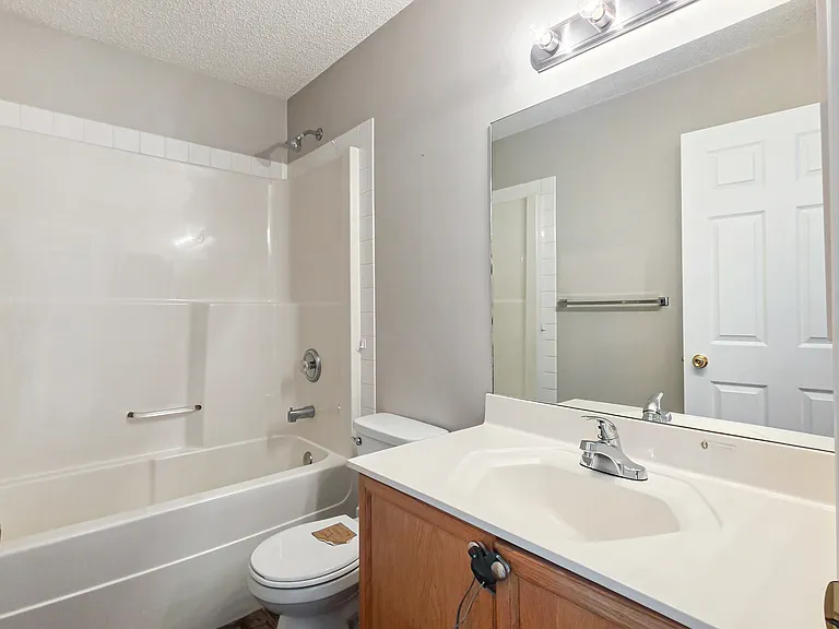 171 Taravista St NE — Photo 25