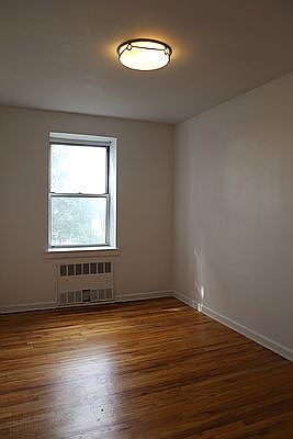 5th image of 272 Henry St APT 4B