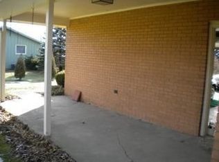 785 S Keel Ridge Rd, Hermitage, PA 16148