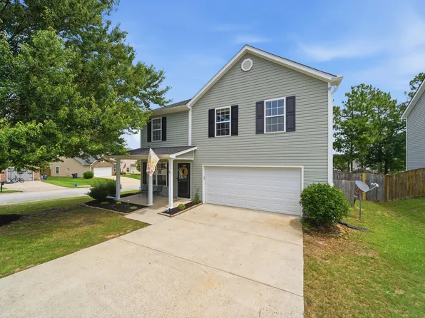 156 Drooping Leaf Dr, Lexington, SC 29072